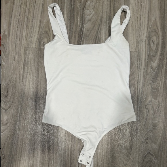 *BRAND NEW* white tank bodysuit - Picture 1 of 2